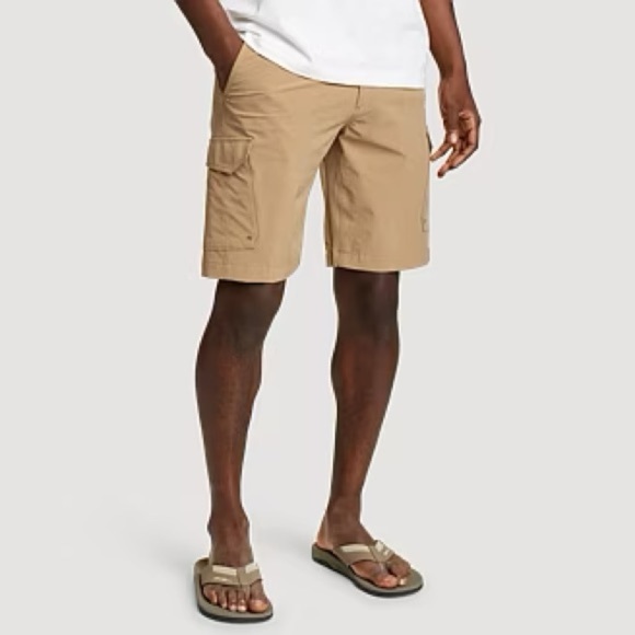 Eddie Bauer Men's Tan Cargo Shorts - Picture 1 of 10